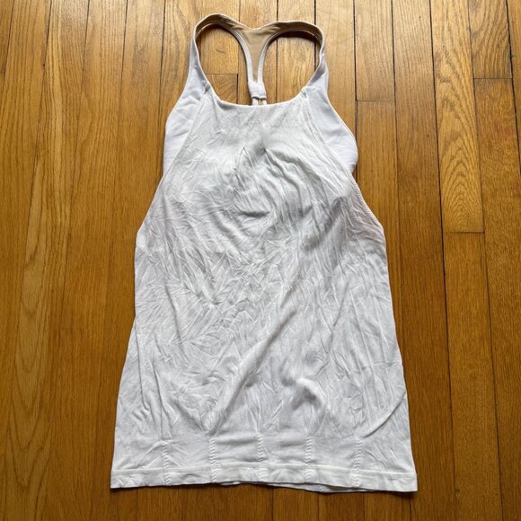 Lululemon Size 2 White Practice Freely Activewear Tank Top with Built-In Bra - Picture 4 of 12